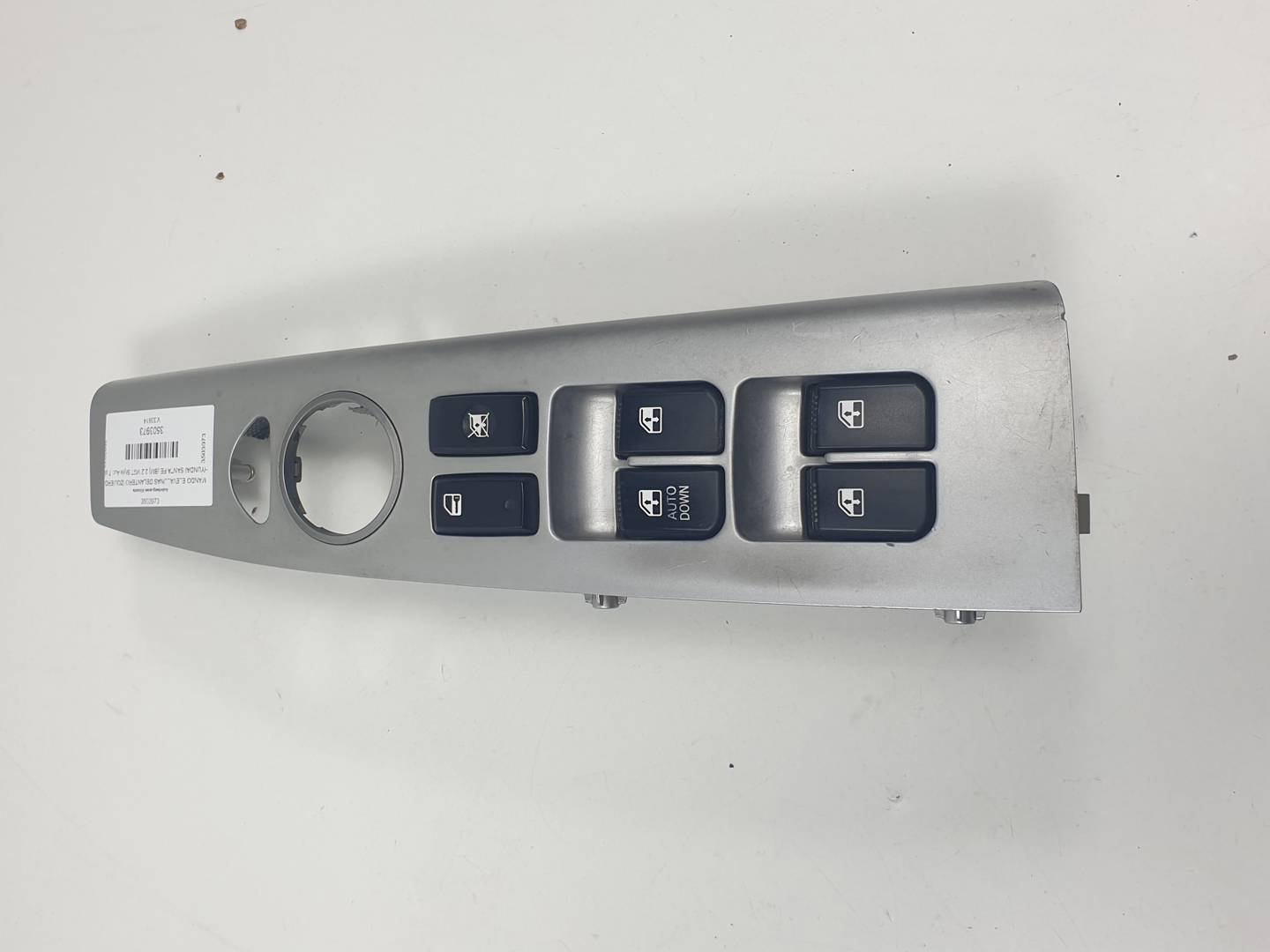 MANDO ELEVALUNAS DELANTERO IZQUIERDO - 935702B700S4 - HYUNDAI - SANTA FE (BM)