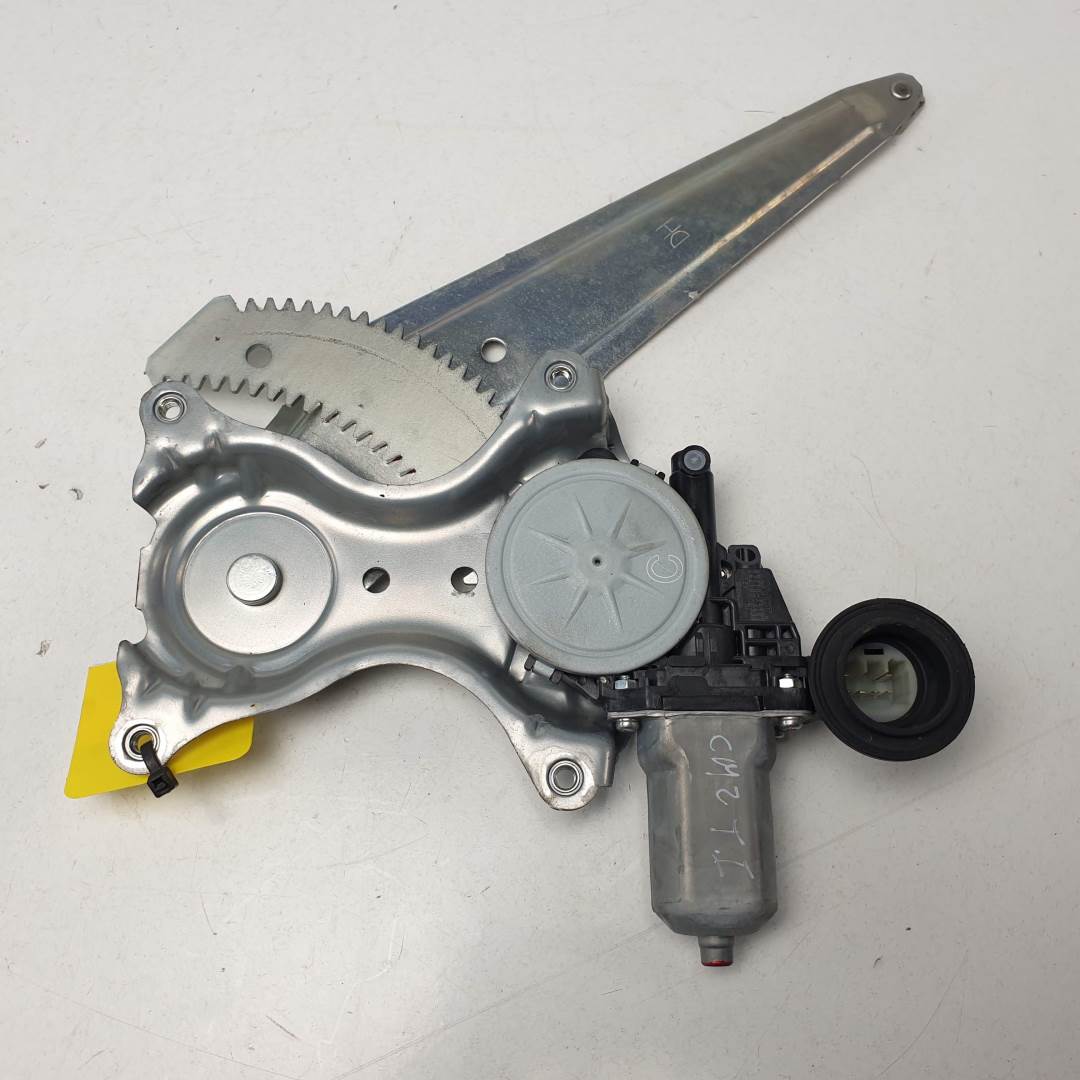 ELEVALUNAS TRASERO IZQUIERDO - 8571035180 - TOYOTA - RAV 4 (A4)