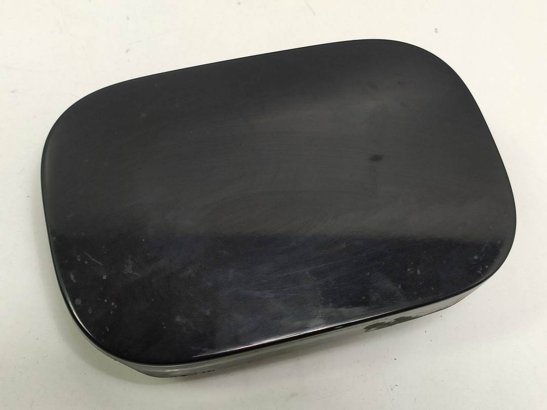 TAPA EXTERIOR COMBUSTIBLE - A0005843117 - MERCEDES - CLASE C (W203) BERLINA
