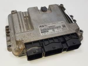 CENTRALITA MOTOR UCE 5S6112A650ED FORD FUSION (CBK) Autodesguaces Alicante