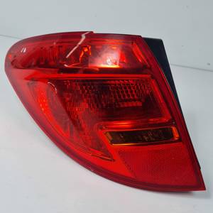 PILOTO TRASERO IZQUIERDO 13253627 OPEL MERIVA B Autodesguaces Alicante