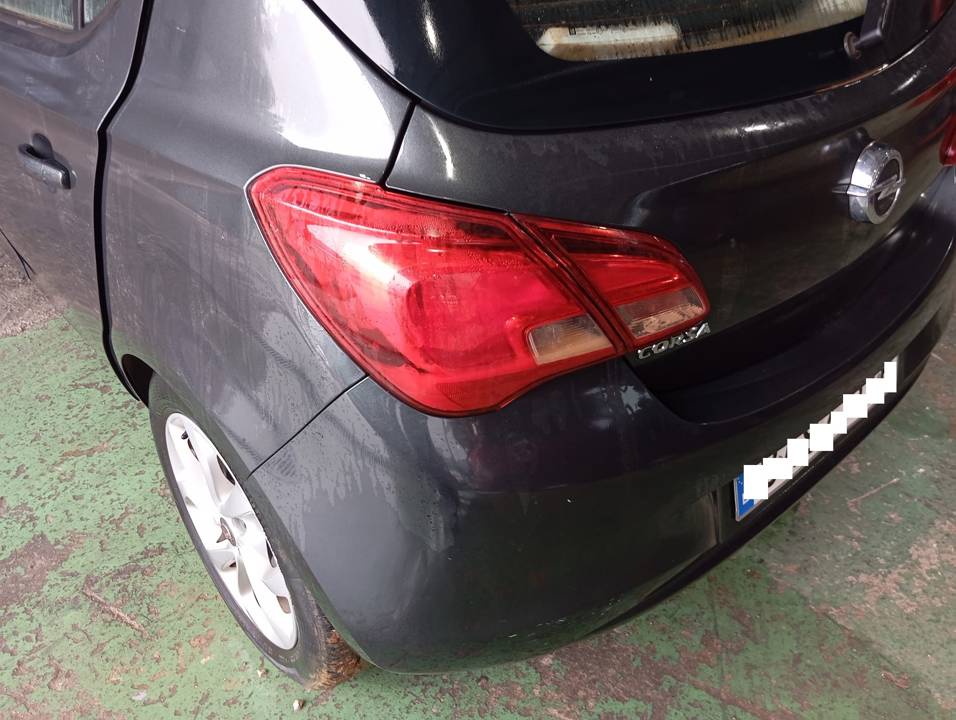 PARAGOLPES TRASERO