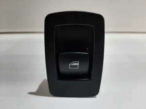 MANDO ELEVALUNAS TRASERO IZQUIERDO 1593990273 BMW SERIE 3 BERLINA (E90) Autodesguaces Alicante