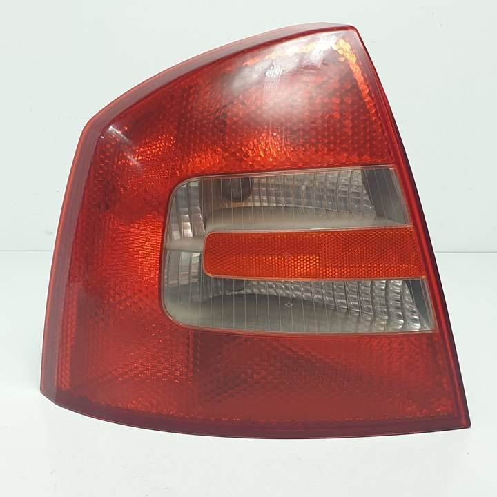 PILOTO TRASERO IZQUIERDO - 1Z5945095A - SKODA - OCTAVIA BERLINA (1Z3)