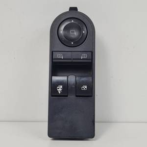 MANDO ELEVALUNAS DELANTERO IZQUIERDO 13228706 OPEL ZAFIRA B Autodesguaces Alicante