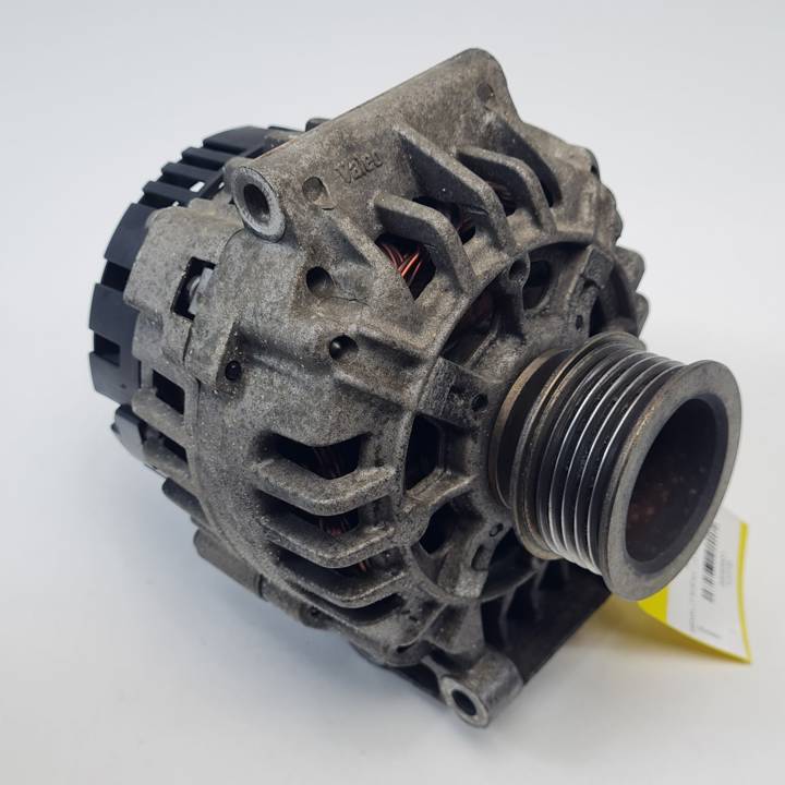 ALTERNADOR 8200030635 RENAULT SCENIC (JA..) Autodesguaces Alicante