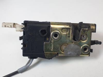 CERRADURA PUERTA TRASERA DERECHA 9681331480 CITROEN C4 BERLINA Autodesguaces Alicante