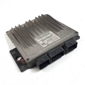 CENTRALITA MOTOR UCE R0410C110A NISSAN MICRA (K12E) Autodesguaces Alicante