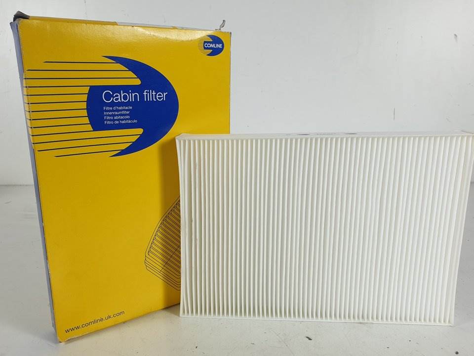 FILTRO AIRE - EKF237 - AUDI - A4 CABRIO (8H)
