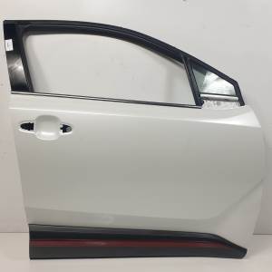 PUERTA DELANTERA DERECHA TOYOTA C-HR Autodesguaces Alicante
