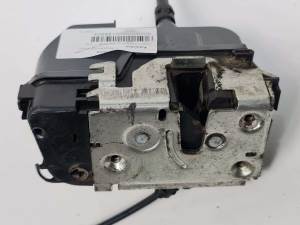 CERRADURA PUERTA TRASERA IZQUIERDA RENAULT ESPACE IV (JK0) Autodesguaces Alicante