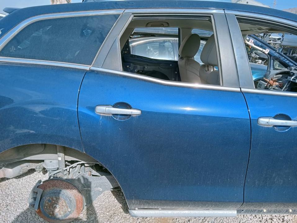 CERRADURA PUERTA TRASERA DERECHA