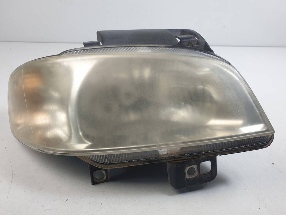 FARO DERECHO SEAT IBIZA (6K1) Autodesguaces Alicante