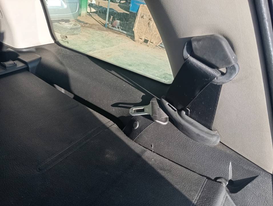 CINTURON SEGURIDAD TRASERO DERECHO
