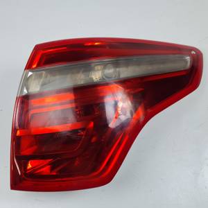 PILOTO TRASERO DERECHO 9653547480 CITROEN C4 PICASSO Autodesguaces Alicante