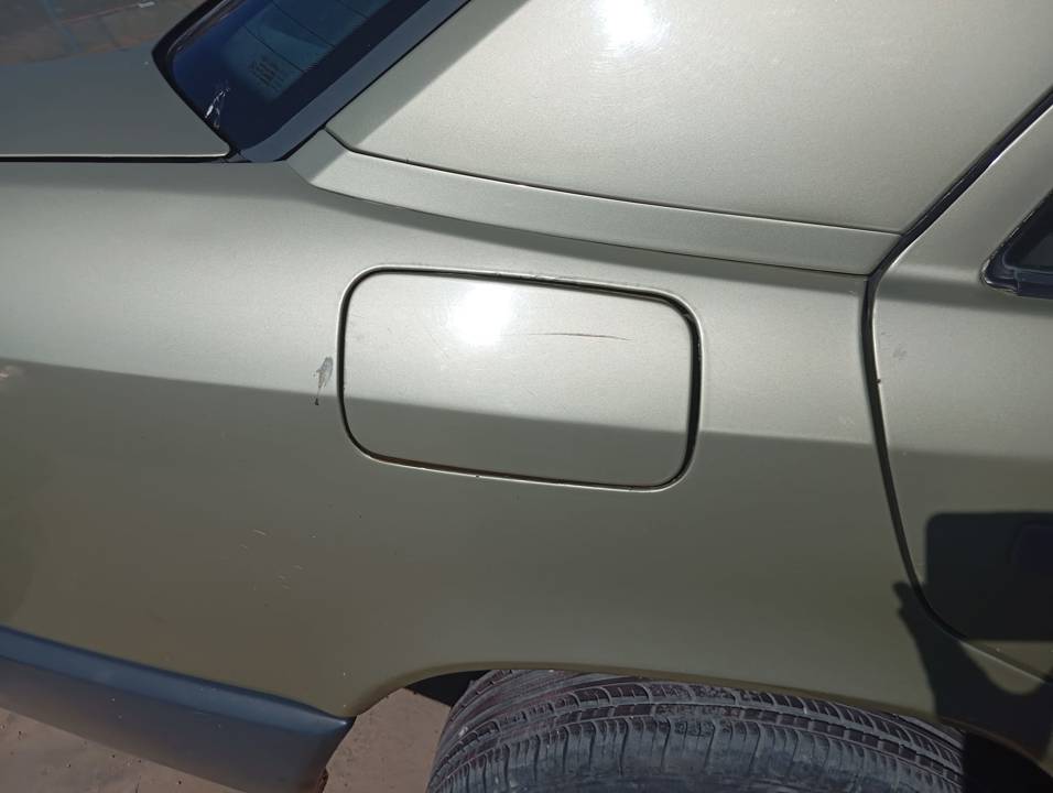 TAPA EXTERIOR COMBUSTIBLE