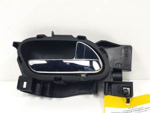 MANETA INTERIOR TRASERA DERECHA 9683446577 PEUGEOT 5008 (T87) Autodesguaces Alicante