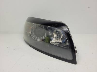 FARO DERECHO 30657169 VOLVO C30 Autodesguaces Alicante