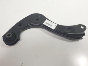 BRAZO SUSPENSION SUPERIOR TRASERO IZQUIERDO TOYOTA C-HR Autodesguaces Alicante
