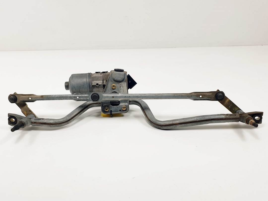 MOTOR LIMPIA DELANTERO - 0390241535 - RENAULT - CLIO II FASE II (B/CB0)