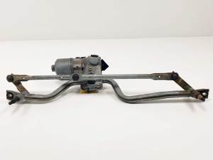MOTOR LIMPIA DELANTERO 0390241535 RENAULT CLIO II FASE II (B/CB0) Autodesguaces Alicante