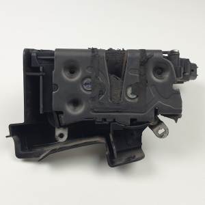 CERRADURA PUERTA DELANTERA IZQUIERDA 3M5AR21813ER FORD FOCUS BERLINA (CAP) Autodesguaces Alicante