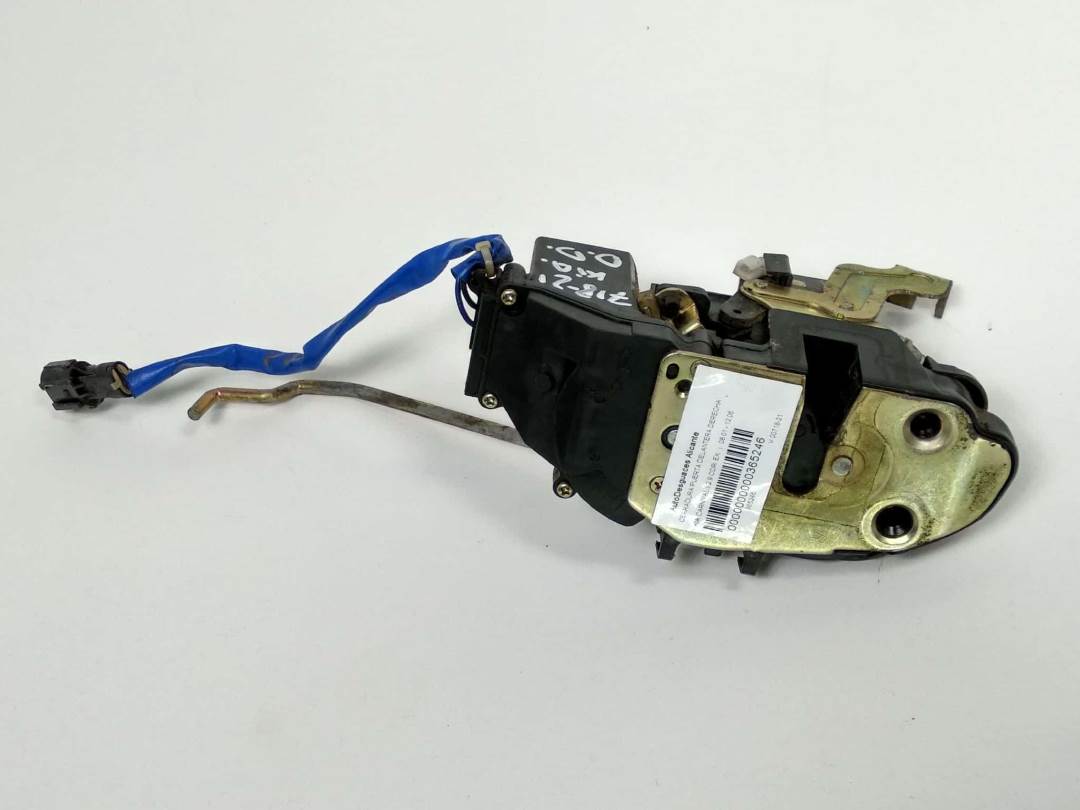 CERRADURA PUERTA DELANTERA DERECHA - KIA - CARNIVAL II
