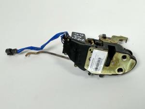CERRADURA PUERTA DELANTERA DERECHA KIA CARNIVAL II Autodesguaces Alicante