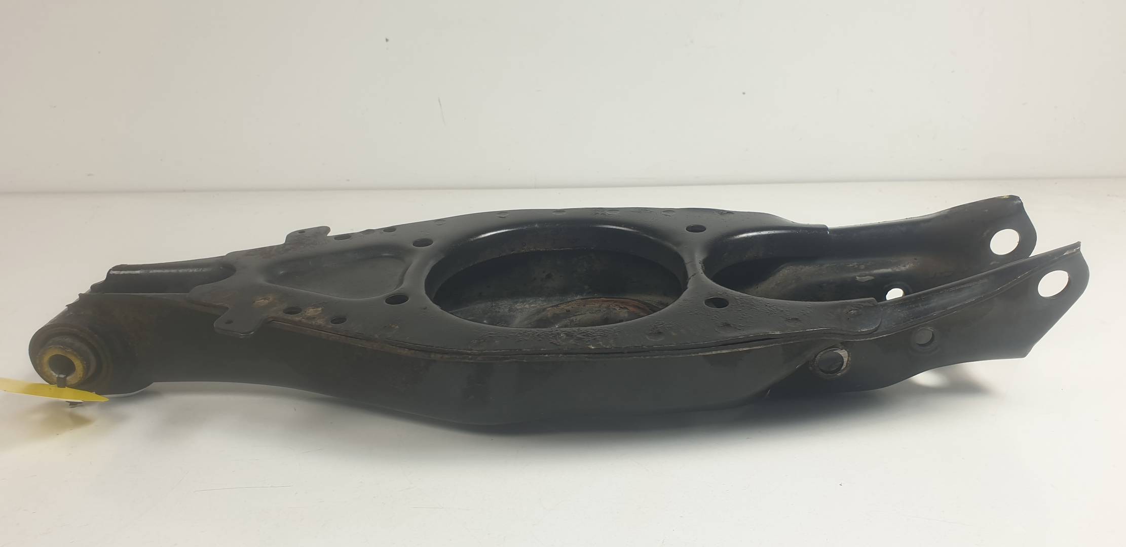 BRAZO SUSPENSION INFERIOR TRASERO IZQUIERDO - SSANGYONG - RODIUS