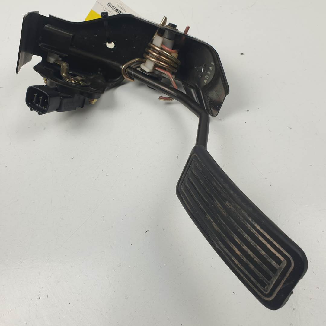 POTENCIOMETRO PEDAL - 8928147010 - TOYOTA - AVENSIS BERLINA (T25)