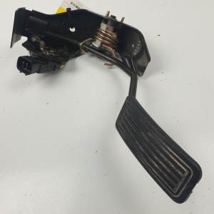 POTENCIOMETRO PEDAL 8928147010 TOYOTA AVENSIS BERLINA (T25) Autodesguaces Alicante
