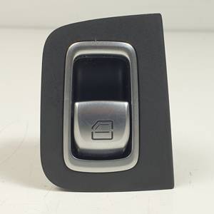 MANDO ELEVALUNAS TRASERO DERECHO A2229052203 MERCEDES CLASE C (W205) LIM. Autodesguaces Alicante