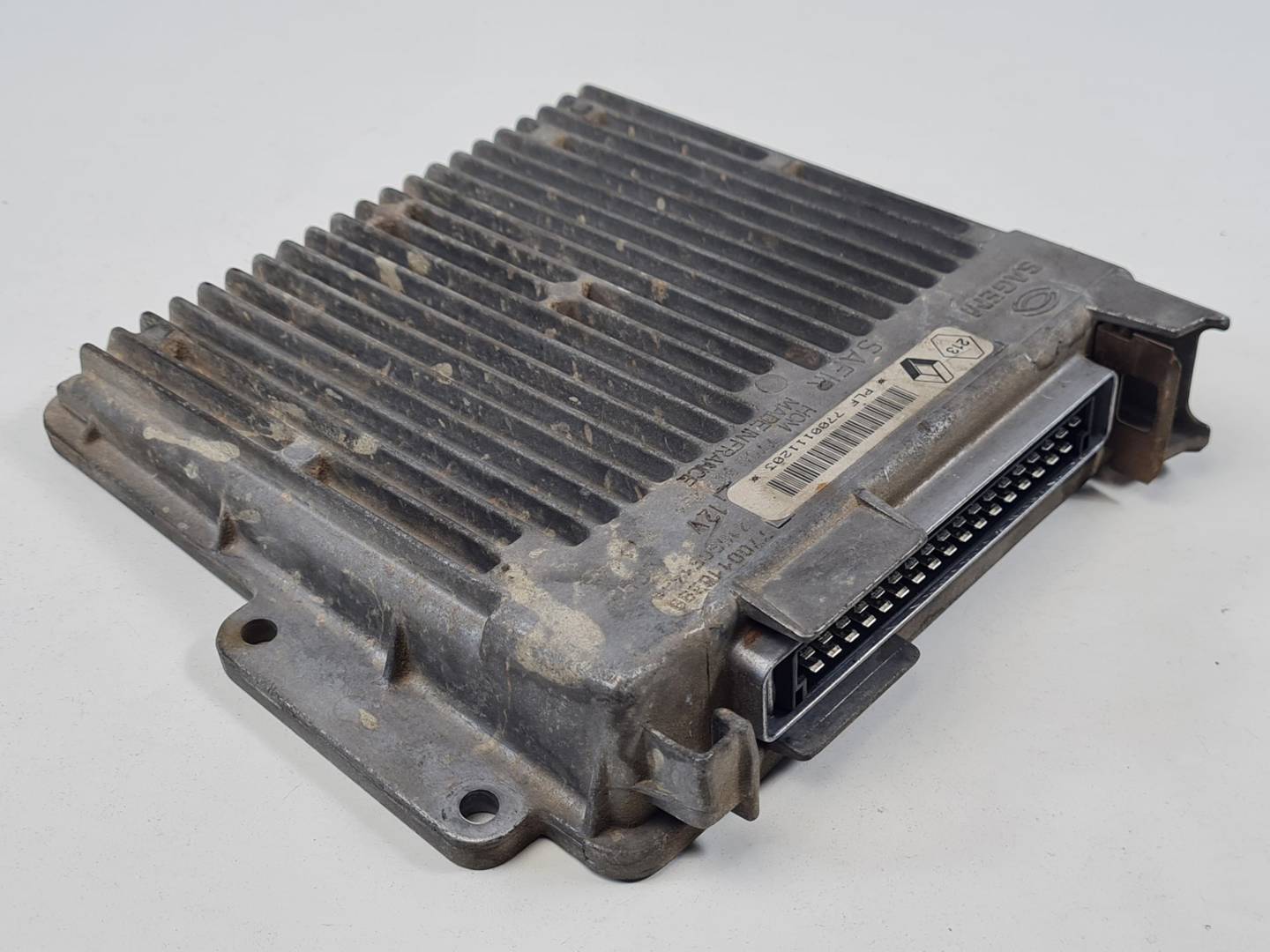 Calculateur moteur - 21650514 - RENAULT - CLIO II FASE I (B/CBO)