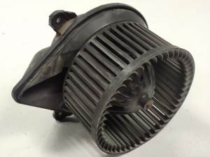 VENTILADOR CALEFACCION RENAULT TRAFIC COMBI (AB 4.01) Autodesguaces Alicante