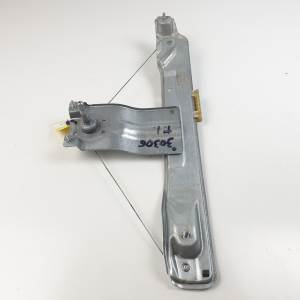 ELEVALUNAS TRASERO IZQUIERDO 827211094R DACIA DUSTER II Autodesguaces Alicante
