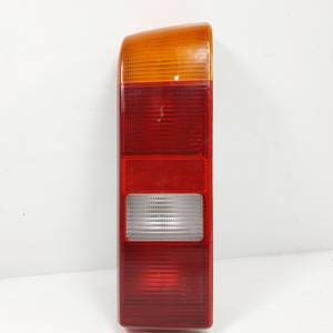 PILOTO TRASERO DERECHO 87BG13A602AA FORD SIERRA BERLINA Autodesguaces Alicante
