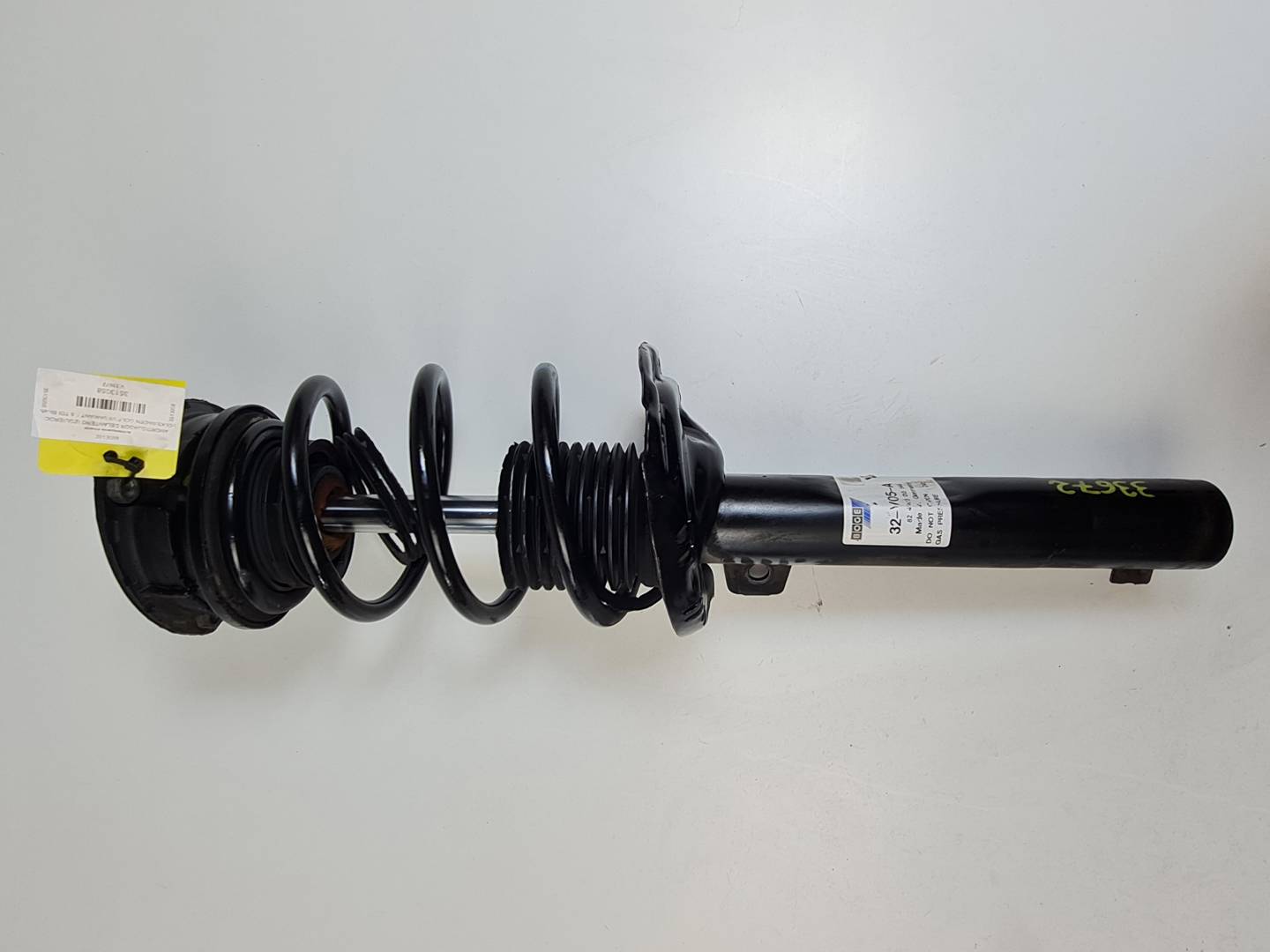 Stoßdämpfer vorne links - 824903013544 - VOLKSWAGEN - GOLF VII VARIANT