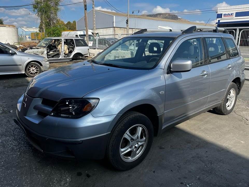 MITSUBISHI OUTLANDER (CU0W) (2003 - 2006)