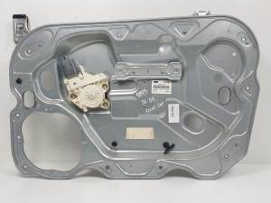 ELEVALUNAS DELANTERO DERECHO 4M51A045H16A FORD FOCUS BERLINA (CAP) Autodesguaces Alicante