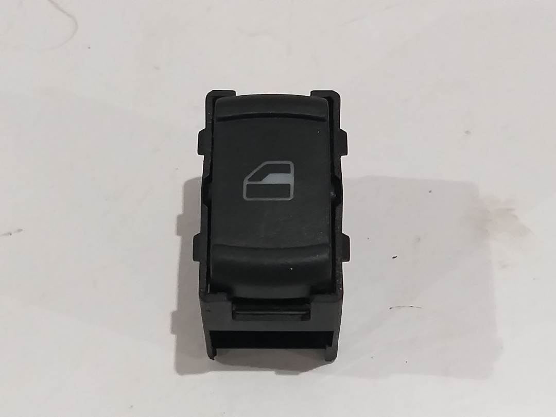 MANDO ELEVALUNAS TRASERO DERECHO - VOLKSWAGEN - BORA BERLINA (1J2)
