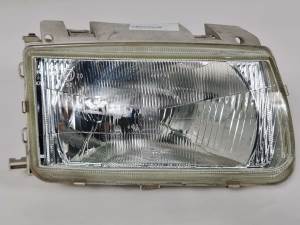 FARO DERECHO 96249600 VOLKSWAGEN POLO BERLINA (6N1) Autodesguaces Alicante
