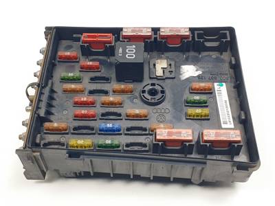 CAJA RELES / FUSIBLES 3C0937125 VOLKSWAGEN PASSAT BERLINA (3C2) Autodesguaces Alicante