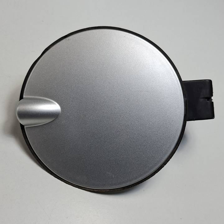TAPA EXTERIOR COMBUSTIBLE 468435664 OPEL CORSA C (F68) Autodesguaces Alicante