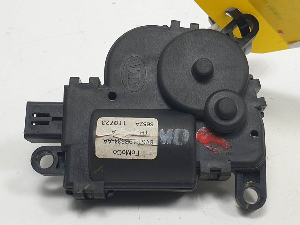 MOTOR APERTURA TRAMPILLAS CLIMATIZADOR - 8V5119B634AA - FORD - FIESTA (CB1)