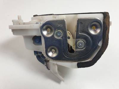 CERRADURA PUERTA TRASERA DERECHA G03G09RB MAZDA CX-5 Autodesguaces Alicante
