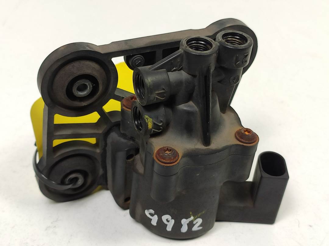 VALVULA AIRE ADICIONAL - 3724675447701 - LAND ROVER - RANGE ROVER (L322)