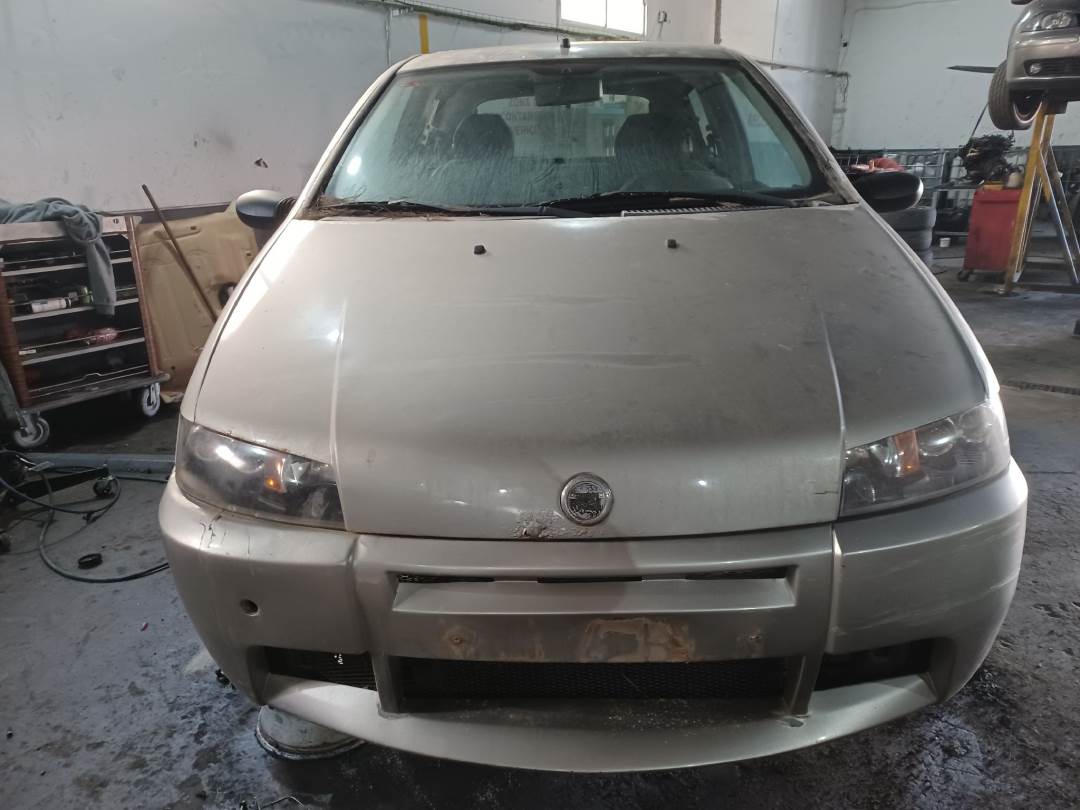 FIAT PUNTO BERLINA (188) (1999 - 2002)