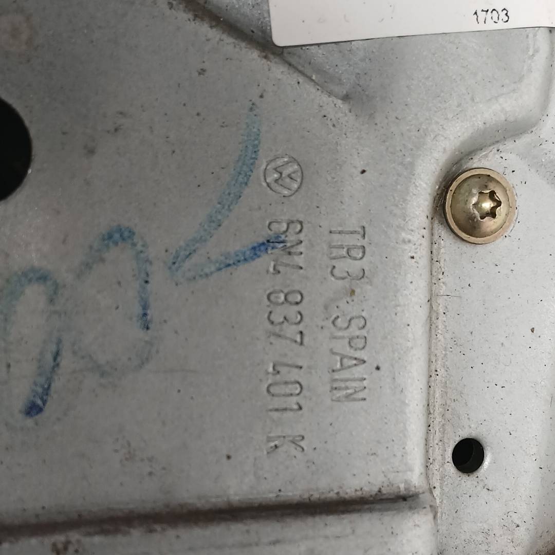 Foto 4 de Elevalunas Delantero Izquierdo Volkswagen Polo Berlina (6n1) (1994–1999)