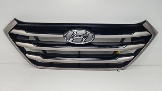 REJILLA DELANTERA 86350D7000 HYUNDAI TUCSON Autodesguaces Alicante