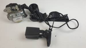 CINTURON SEGURIDAD TRASERO DERECHO MN15A611B68AAW FORD ECOSPORT (CR6) Autodesguaces Alicante